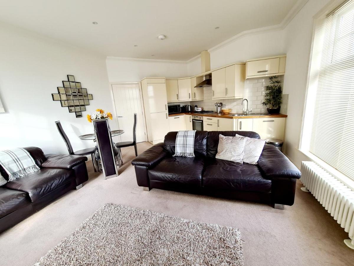 Vitamin Sea Beachfront Apartment Ramsgate - Sleeps 4 Екстериор снимка