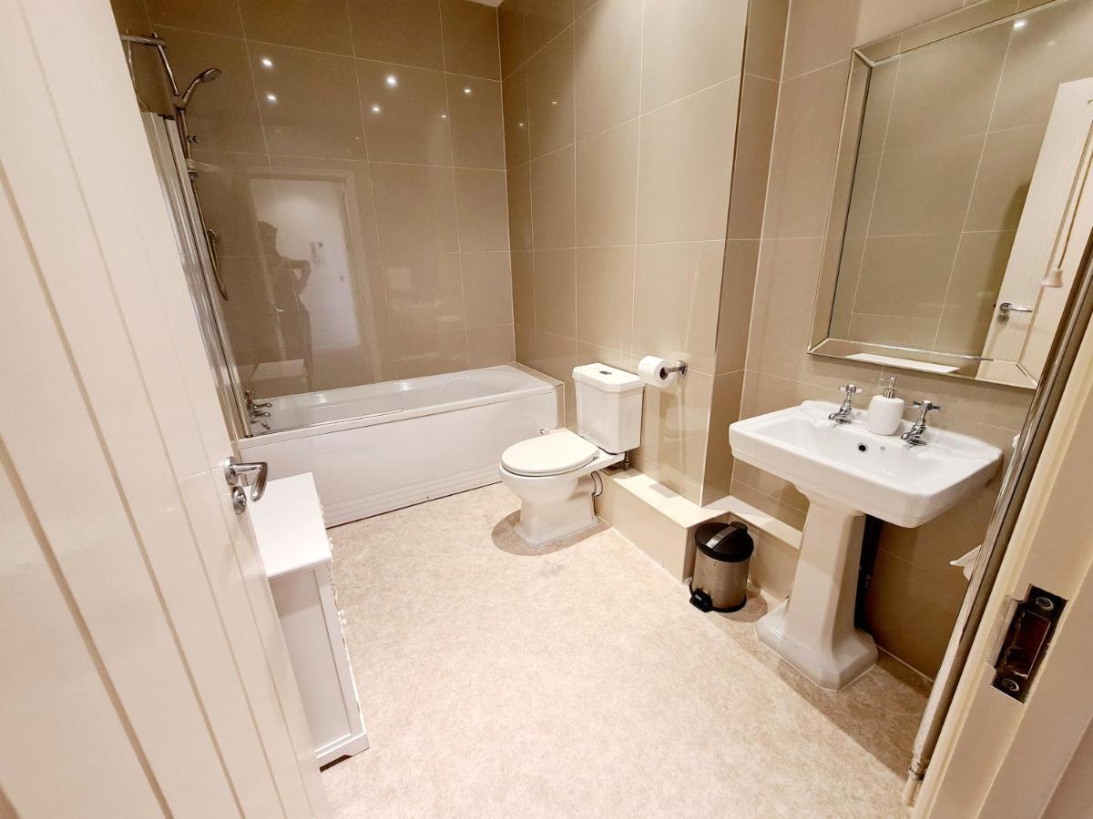Vitamin Sea Beachfront Apartment Ramsgate - Sleeps 4 Екстериор снимка